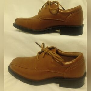 NWOT Boys Size 13 Bruno Marc Brown Dress Shoes